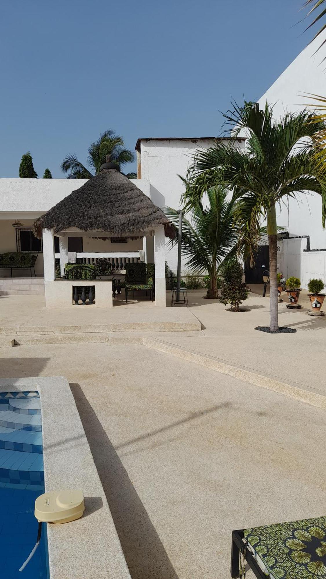 Chez Andre Ngaparou Exterior foto
